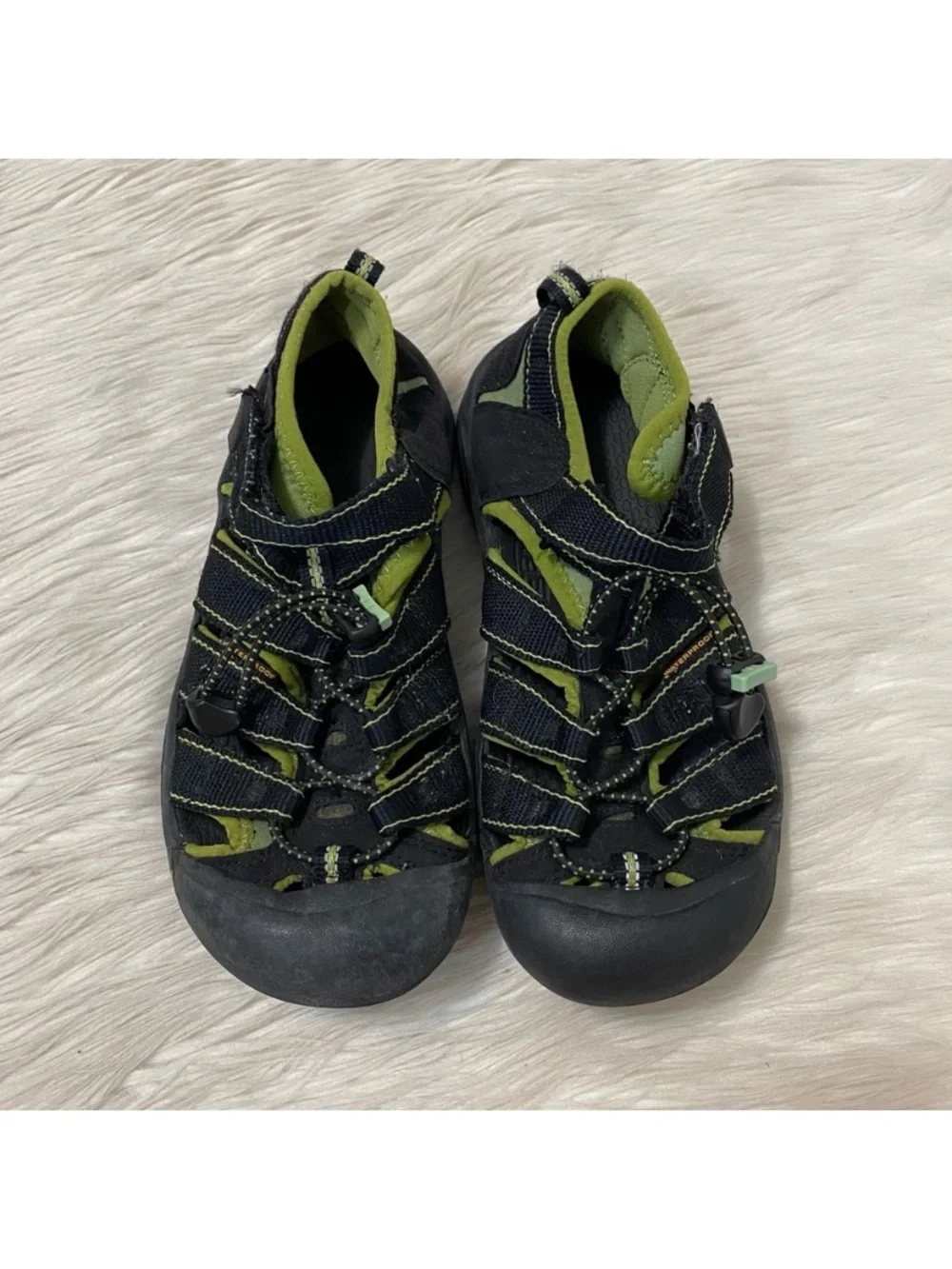 Keen Kids Black Green Newport Sandals Hiking Outdoors Boys Girls Unisex US 3